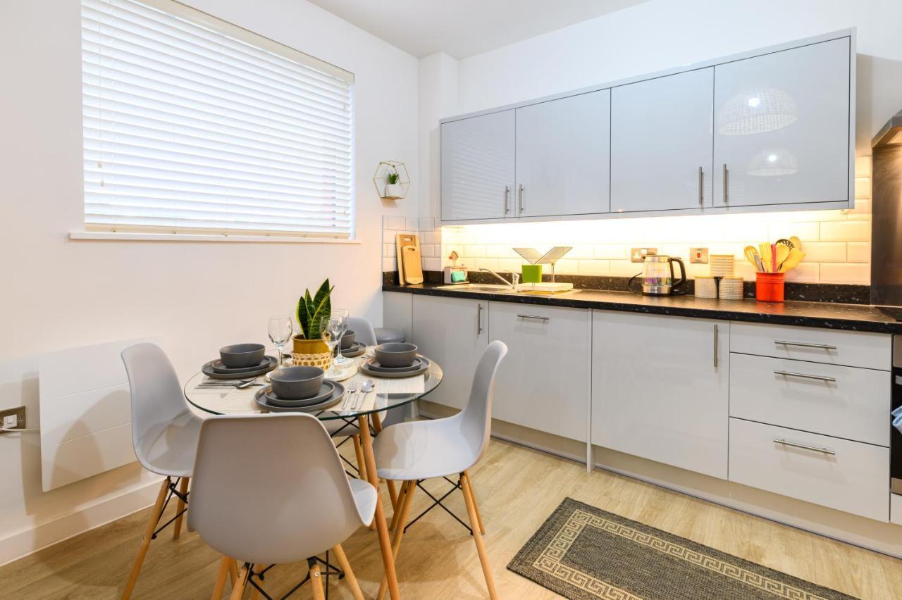 Comfy & Homely 2Bed Apartment - 5 Star Location Manchester Esterno foto