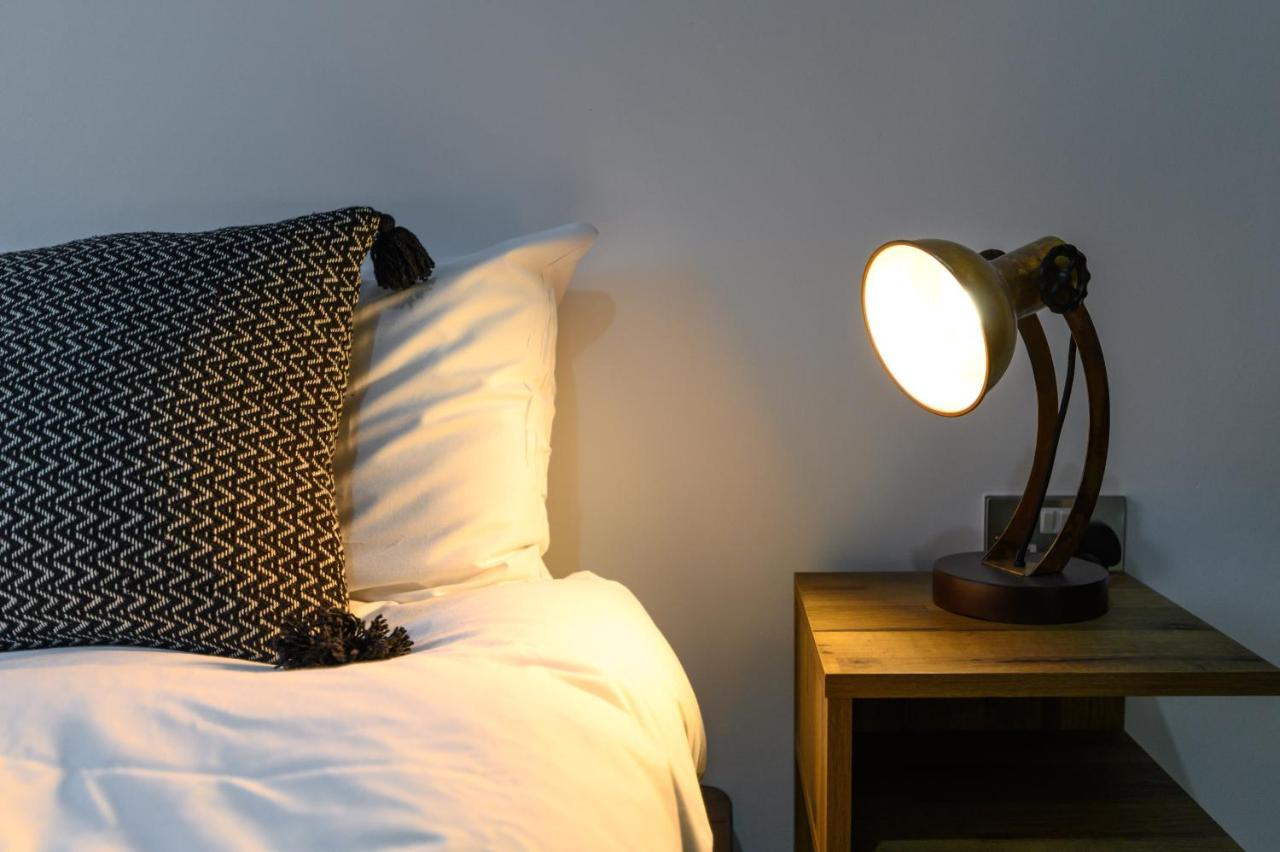 Comfy & Homely 2Bed Apartment - 5 Star Location Manchester Esterno foto